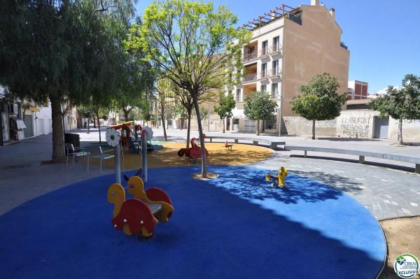 Garaje en venta en calle Cap Norfeu, 42