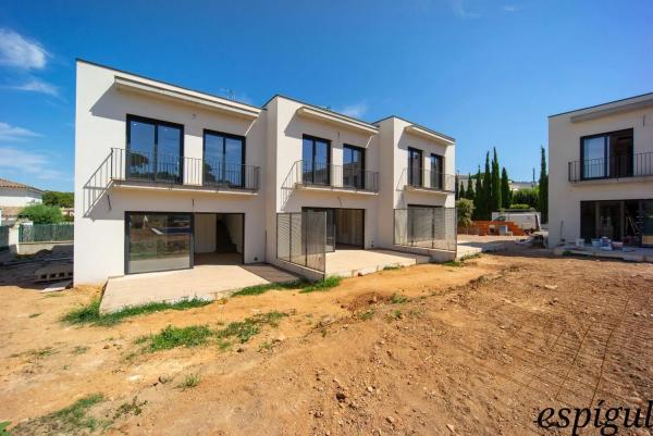 Chalet adosado en venta en calle dels Cossis s/n