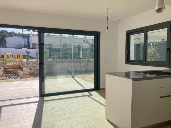 Chalet adosado en venta en Cossis, 17130