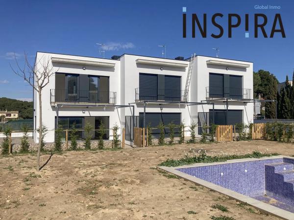 Chalet adosado en venta en Cossis, 17130