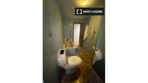 Increíble habitación con baño privado