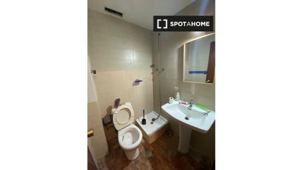 Increíble habitación con baño privado