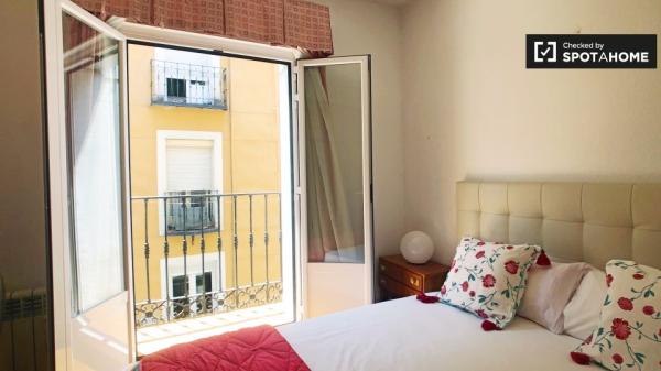 Apartamento de 2 quartos para alugar em Lavapiés, Madrid