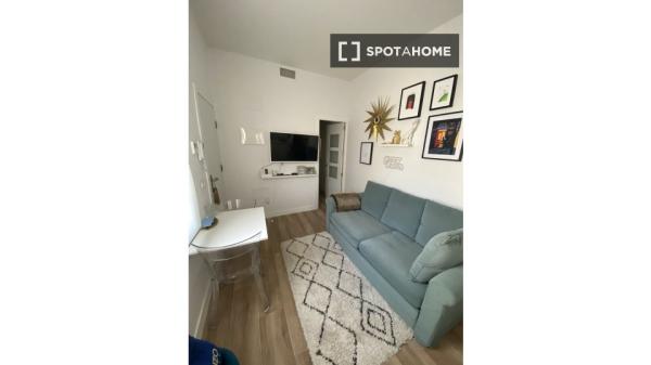 apartamento de 1 dormitorio en alquiler en Lavapiés, Madrid