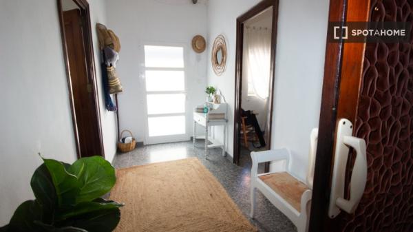 3-Bedroom Apartment in Dénia, Alicante