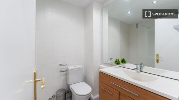 Quarto para alugar em Madri