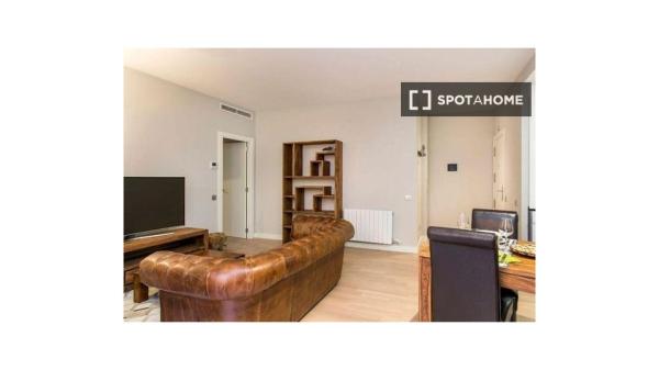 Apartamento entero de 2 dormitorios en Barcelona.