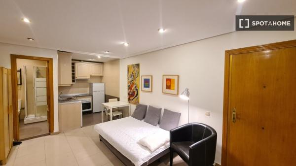 Apartamento entero de 1 habitaciones en Madrid