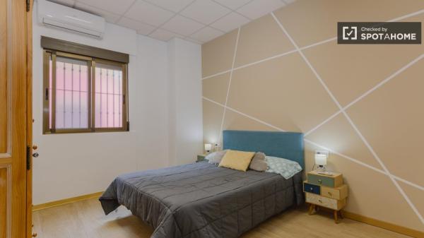 Apartamento de 1 dormitorio en alquiler en Valencia