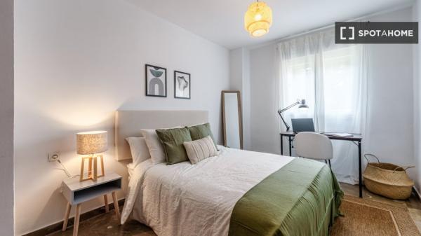 Habitación en piso compartido en Málaga