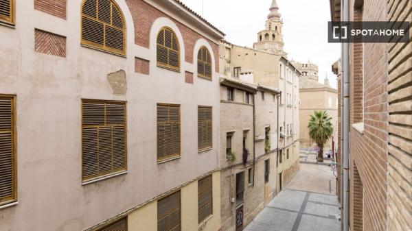 Habitación en piso compartido en Zaragoza