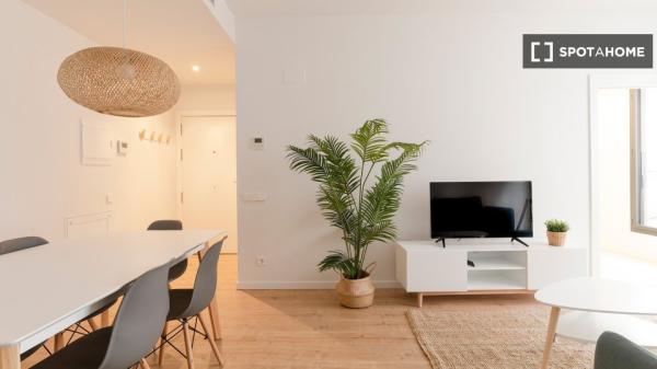 Moderno apartamento amueblado y equipado a un paso del metro en Poblenou