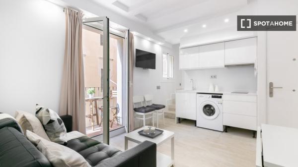 Apartamento moderno con balcón y terraza en Meer Street