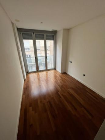 Piso en venta en calle Santa Ana , 17