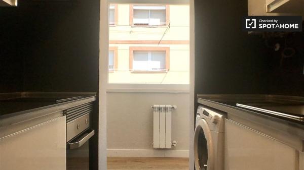 Elegante apartamento de 3 dormitorios en alquiler en Vicálvaro, Madrid