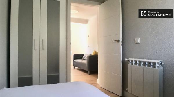 Elegante apartamento de 3 dormitorios en alquiler en Vicálvaro, Madrid