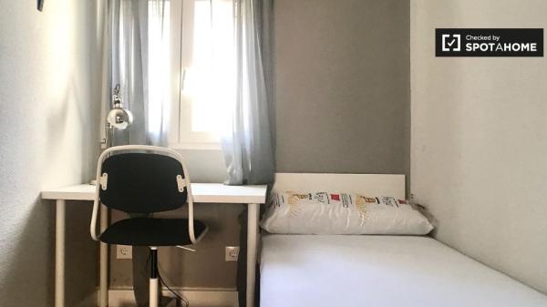 Elegante apartamento de 3 dormitorios en alquiler en Vicálvaro, Madrid