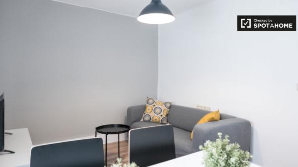 Apartamento de 3 dormitorios en alquiler en Hortaleza, Madrid.