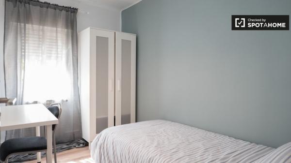 Apartamento de 3 dormitorios en alquiler en Hortaleza, Madrid.