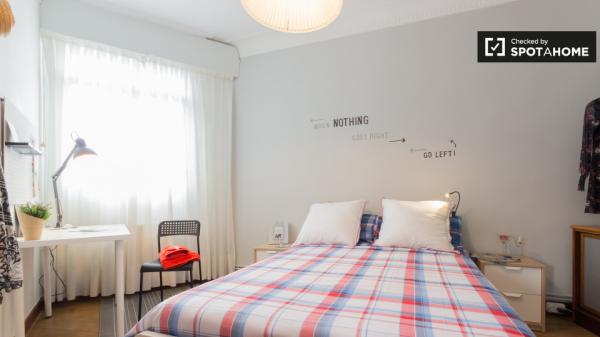 Außenraum in 3-Zimmer-Wohnung in Rekalde, Bilbao