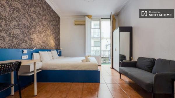 Apartamento de estúdio para alugar em Ciutat Vella, Barcelona