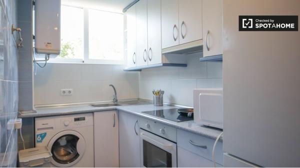 Apartamento de 3 dormitorios en alquiler en Puerta del Angel, Madrid