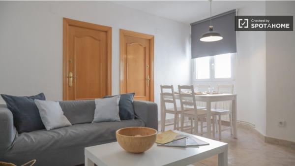 Apartamento de 3 dormitorios en alquiler en Puerta Bonita, Madrid