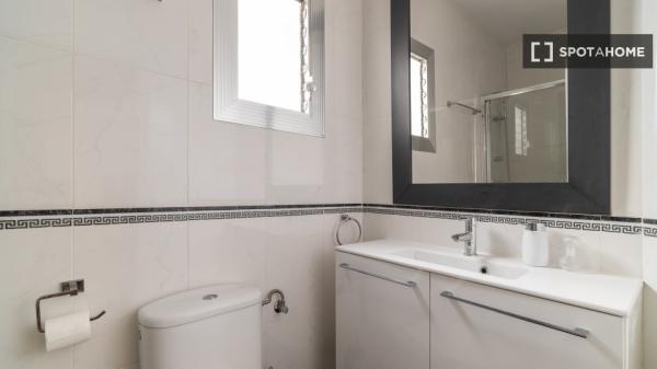 Alquiler de habitaciones en apartamento de 7 dormitorios en Barcelona