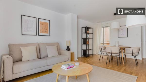 Apartamento de 3 habitaciones en alquiler en Vila De Gràcia, Barcelona