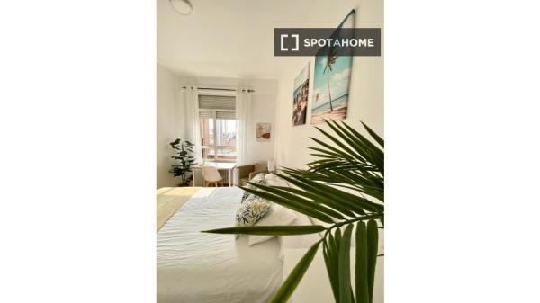 Quarto em apartamento compartilhado em Madrid