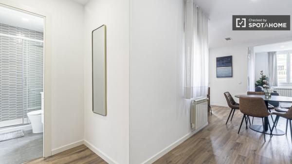 Apartamento de 2 dormitorios en alquiler en Sant Gervasi, Barcelona