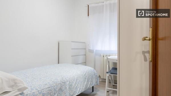 Appartement à Madrid , Moratalaz