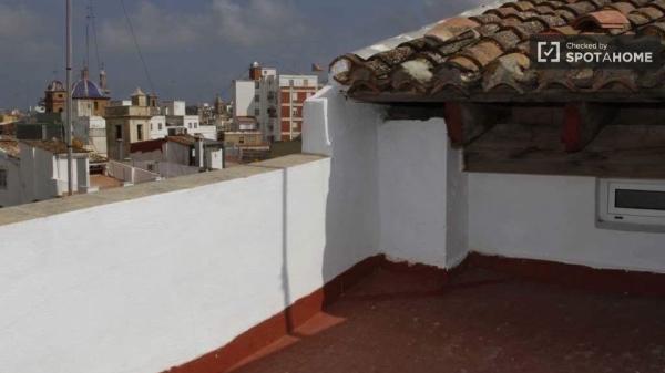 apartamento de 1 dormitorio en alquiler en Ciutat Vella, Valencia