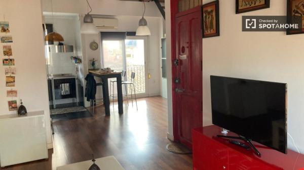 apartamento de 1 dormitorio en alquiler en Ciutat Vella, Valencia