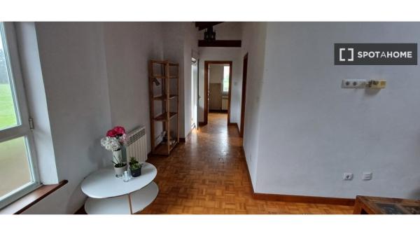 Habitación en piso compartido en Cabezón de la Sal