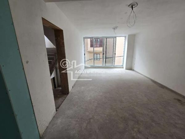 Piso en venta en calle Góngora, 32