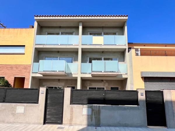 Chalet adosado en venta en calle de Palol s/n