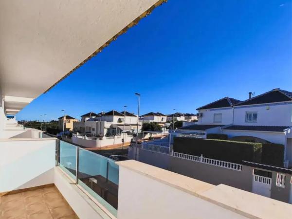 Chalet en Barrio Los Balcones - Los Altos del Edén