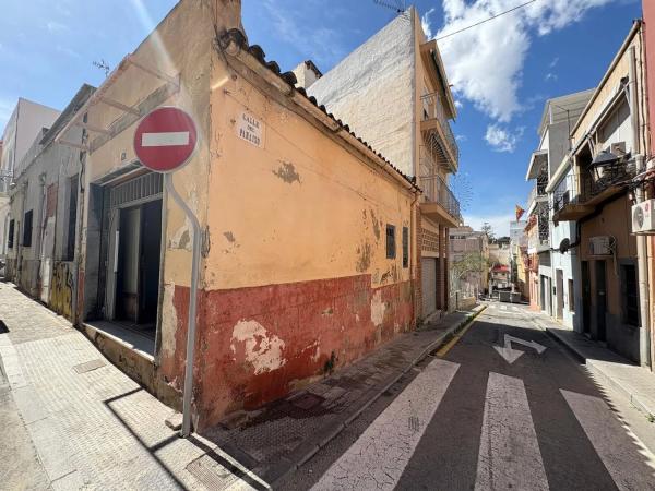 Casa independiente en calle Nueva Alta