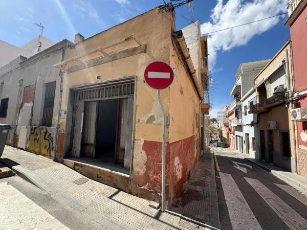 Casa independiente en calle Nueva Alta