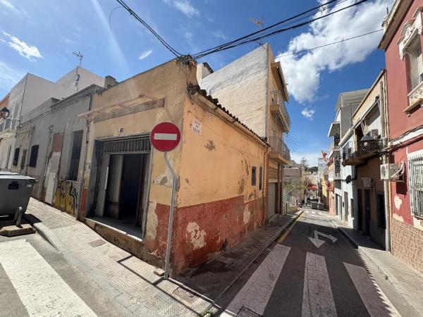 Casa independiente en calle Nueva Alta