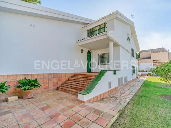 Casa independiente en calle de la Encina