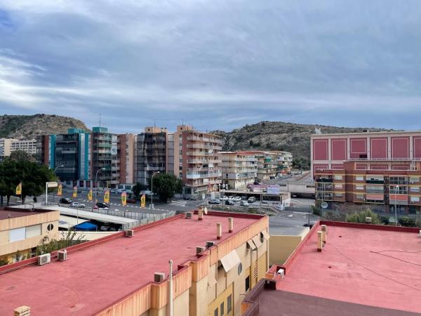 Piso en avenida de Dénia, 45