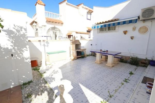 Chalet en Barrio Playa Flamenca