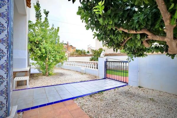 Chalet en Barrio Playa Flamenca