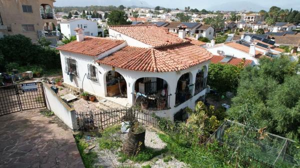 Casa independiente en calle els Olius, 4