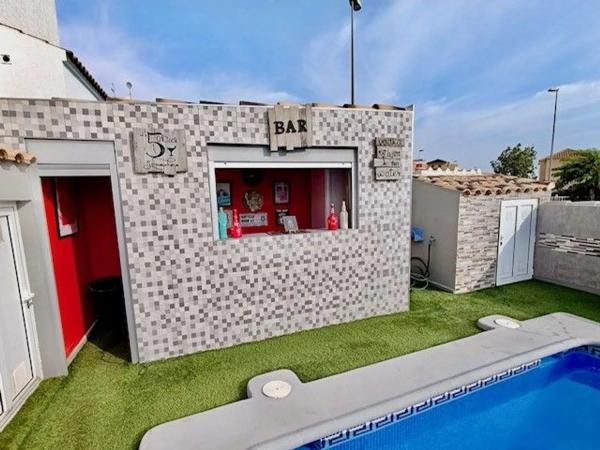 Chalet pareado en calle Lagunas de Ruidera