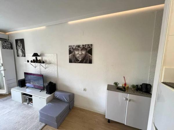 Estudio en Barrio Los Europeos