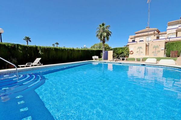 Chalet en Barrio La Zenia