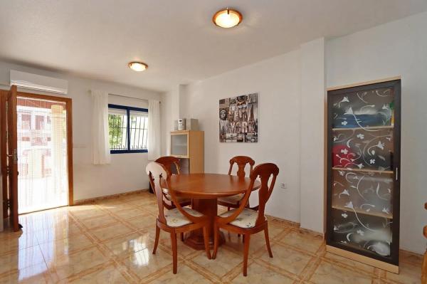 Chalet en Barrio La Zenia